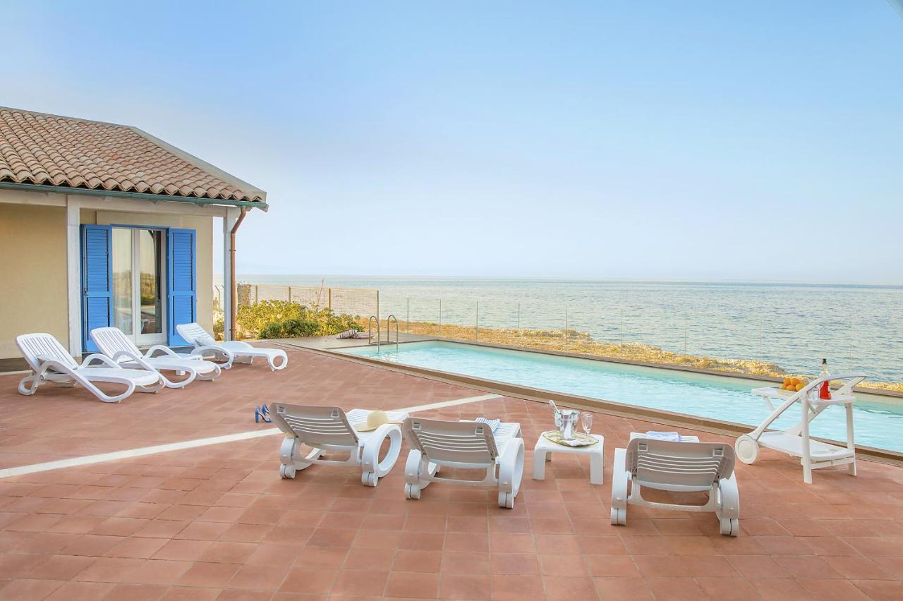 Villa Ala Аугуста Екстериор снимка