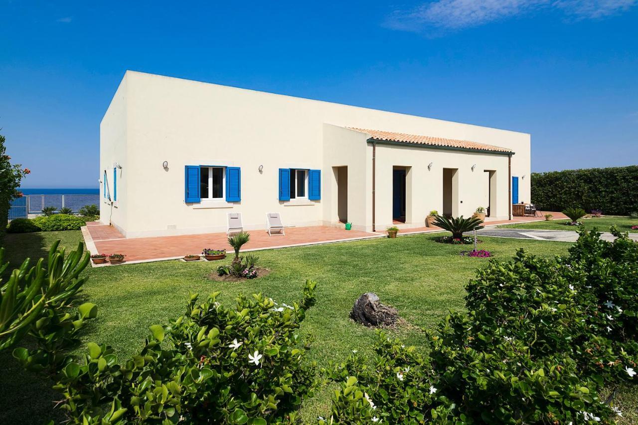 Villa Ala Аугуста Екстериор снимка